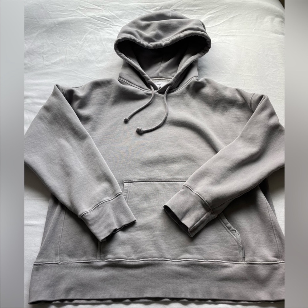 Aritzia boyfriend hoodie - Picture 1 of 3